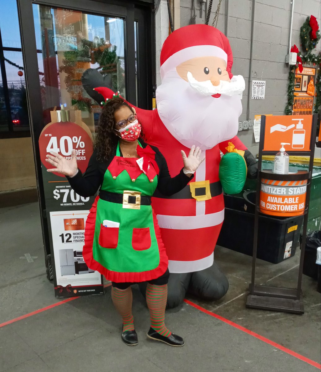 Ozone parks 'Winter Wonderland...full of excitement and joy....Happy holidays....#1215 #recognition #santashelpers @BittanTb @nyyroro