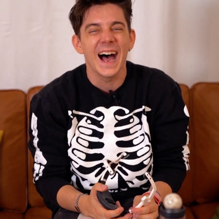 Here’s a small thread of Ethan incase you need a smile today!