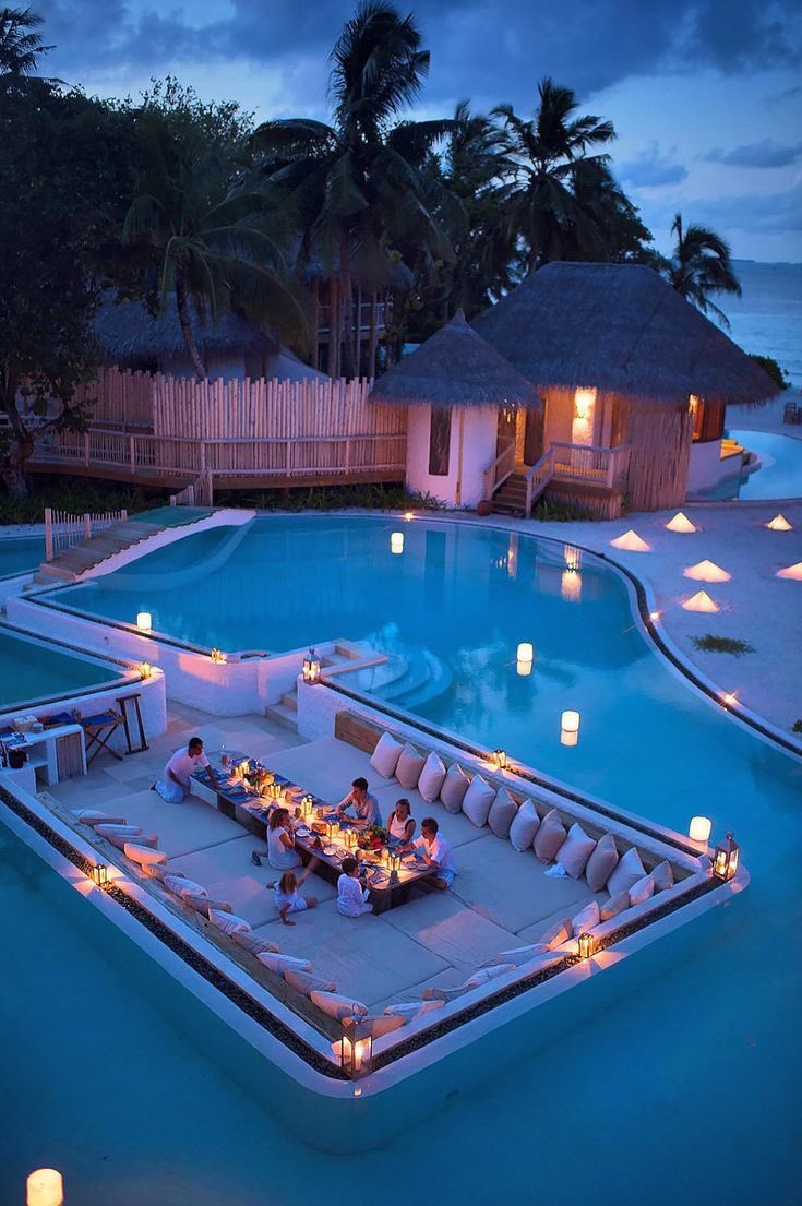 INTERIORPORN1's tweet photo. Bali is where I need to be... 🥰 https://t.co/tuD2eTLCiB