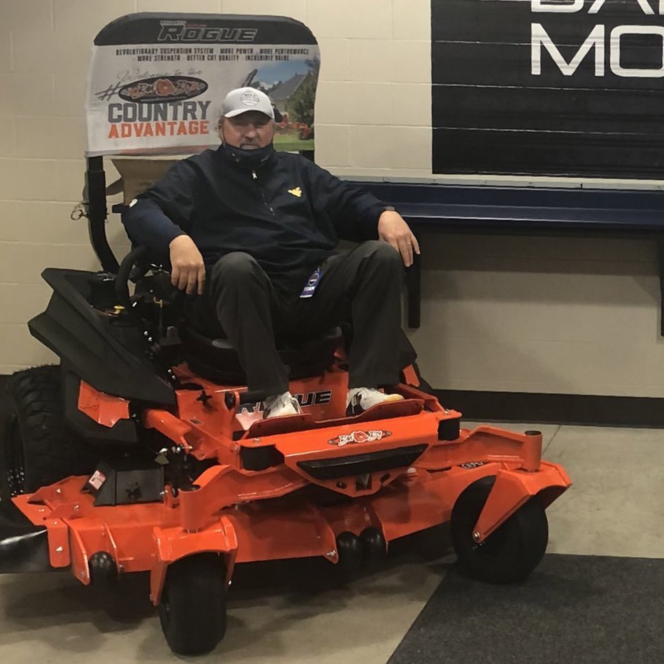 A King in his Castle.

Chicks dig a bad boy