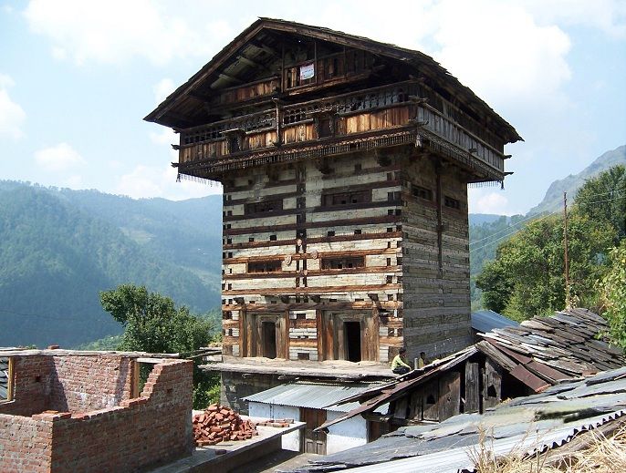Kath-Kuni (India)Native to the highland regions of Himachal Pradesh and Uttarakhand. These structures are designed to be able to withstand damage from the regions frequent seismic activity. The style has been used to build homes, fortresses and Hindu temples.