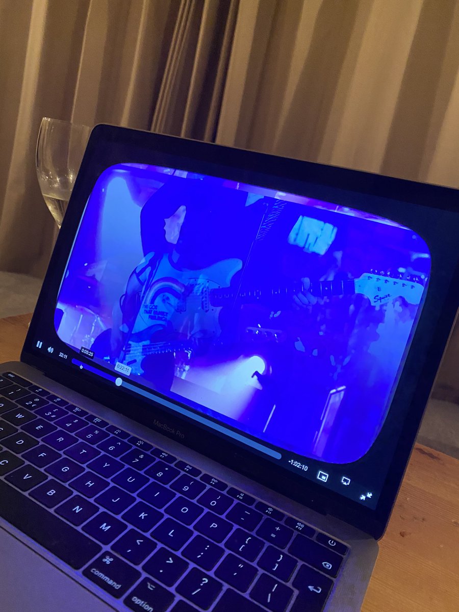 Loving rewatching the cavern gig with @Curlytop46 . <a href="/thecribs/">The Cribs</a> still the absolute best