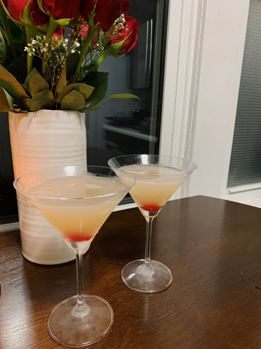 AlexJFriedl's tweet photo. Hopping on the #quarantini train for lockdown 2.0 to give my drinking some purpose. First up a Hemingway Daquiri featuring white rum, maraschino liqueur, lime juice and grapefruit juice garnished with a maraschino cherry. https://t.co/cTcgrFoWZb