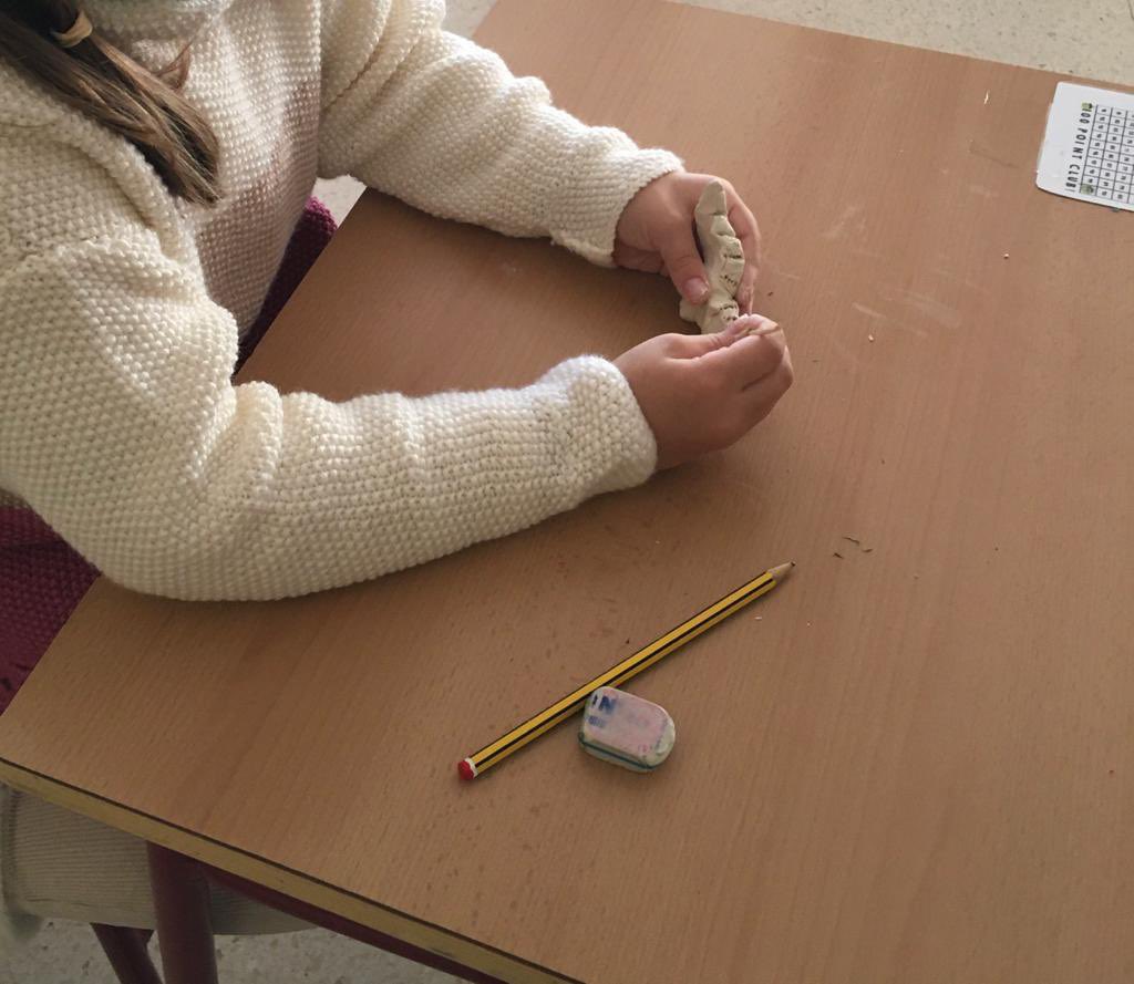 fernandops50's tweet photo. Ayer compartiendo arte en el Colegio Fernando Garrido de Canteras... Difundiendo ánimo a l@s pequeñ@s artistas... Hay que sembrar Cultura... https://t.co/byTiw5SKdv