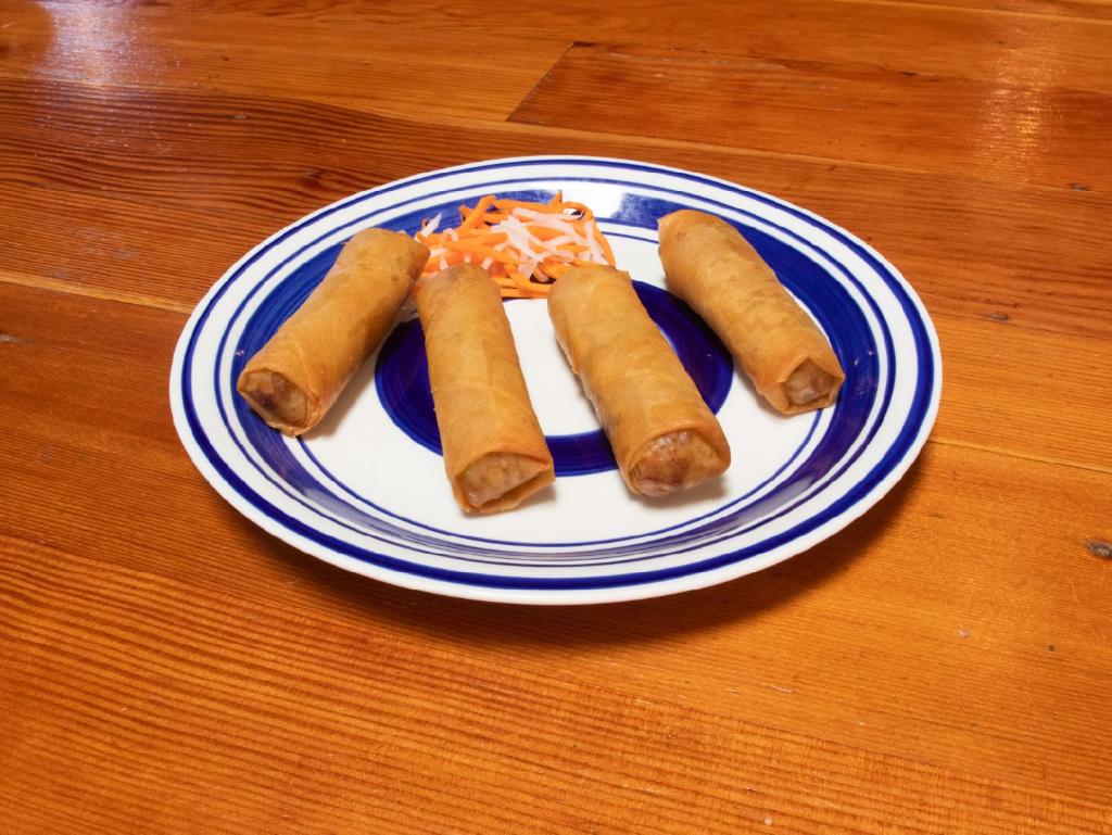 Need a little afternoon snack after a full day of shopping!?! Grab an order of Eggrolls from @phonomenal_asianfusion! They are filled with fresh ingredients and fried to perfection! #SPSMarket #Phonomenal_AsianFusion