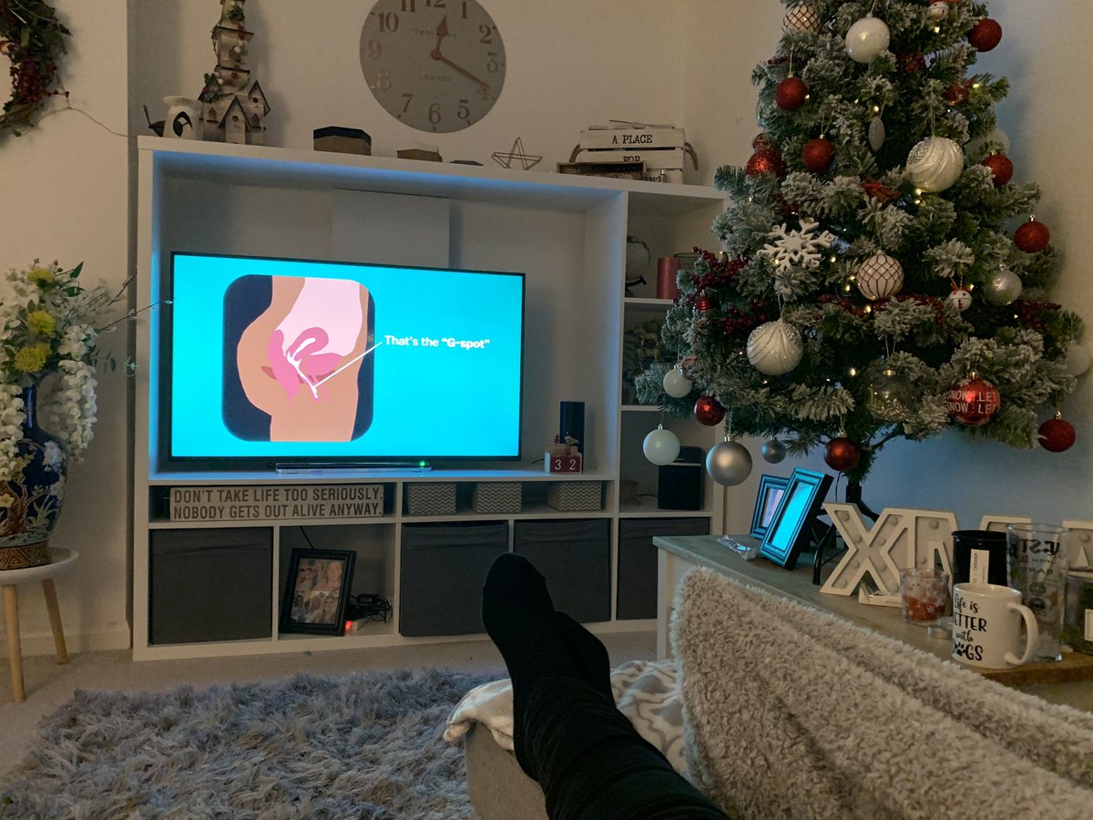 Delirious_Dater's tweet photo. The things you sit and watch with your daughter on a #Fridaynight in #lockdown
Last week #nakedattraction this week #thefemaleorgasm
π³ππ€£ https://t.co/oIyIKVmLVR
