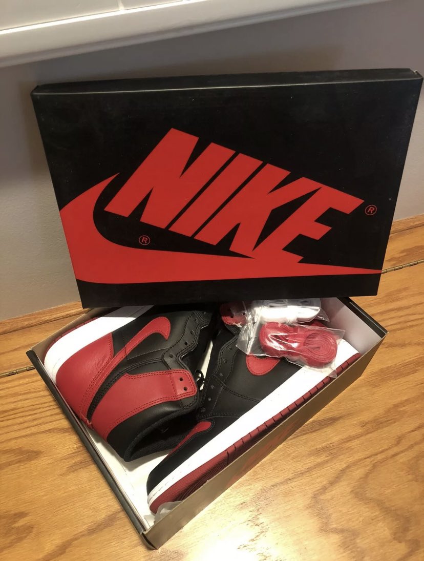 AShoenopoly's tweet photo. HUGE BLACK FRIDAY GIVEAWAY! 

We are giving away a pair of Jordan ‘Banned Bred 1s’!

To Enter:
Retweet
Must be Following our account
Tag a friend

This giveaway will ONLY LAST Until cyber Monday! Winner drawn this MONDAY at 8PM ET! Good luck! https://t.co/453aJ3cBw9