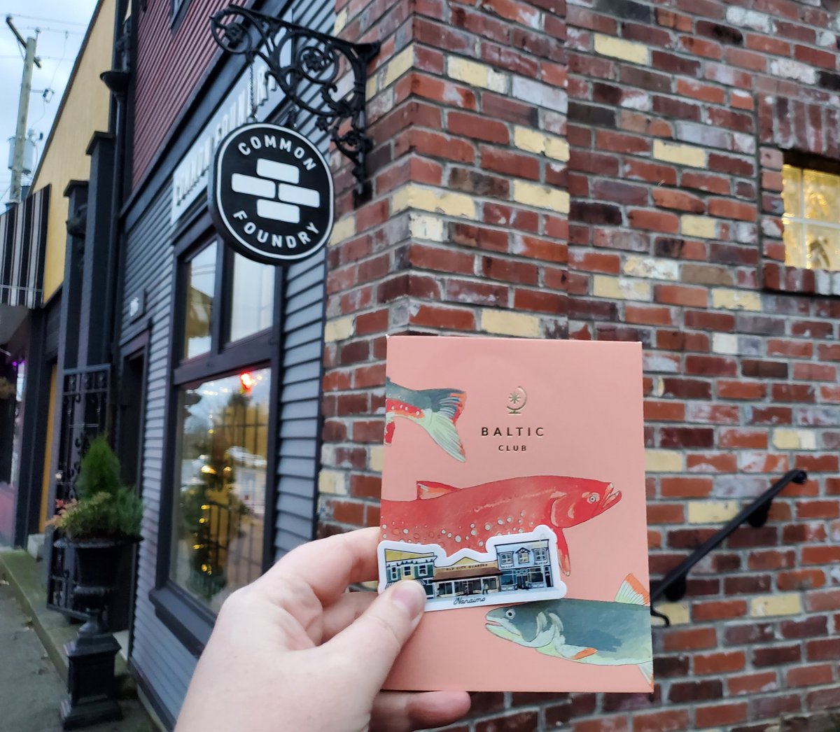 pelagicgirl's tweet photo. Picked up some cute fishy notebooks from Common Foundry! Even without the Christmas Markets this year I'm still finding lots of great local gifts!
#NanaimoHometown #ExploreNanaimo
@TourismNanaimo #commonfoundry https://t.co/RBO47NtMLb