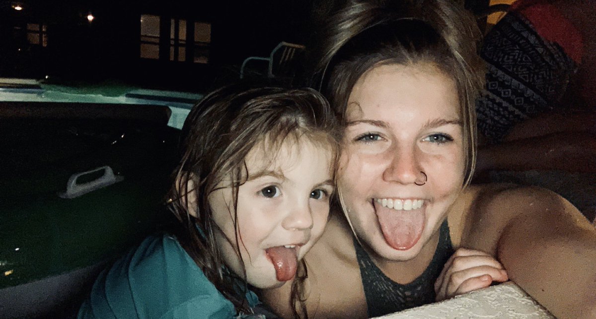 ShaniaHawker's tweet photo. God blessed me with the most amazing daughter &amp; best friend❣️ https://t.co/Pe0DmF2X5f