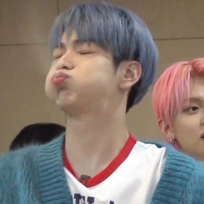 F4VBIN tweet picture