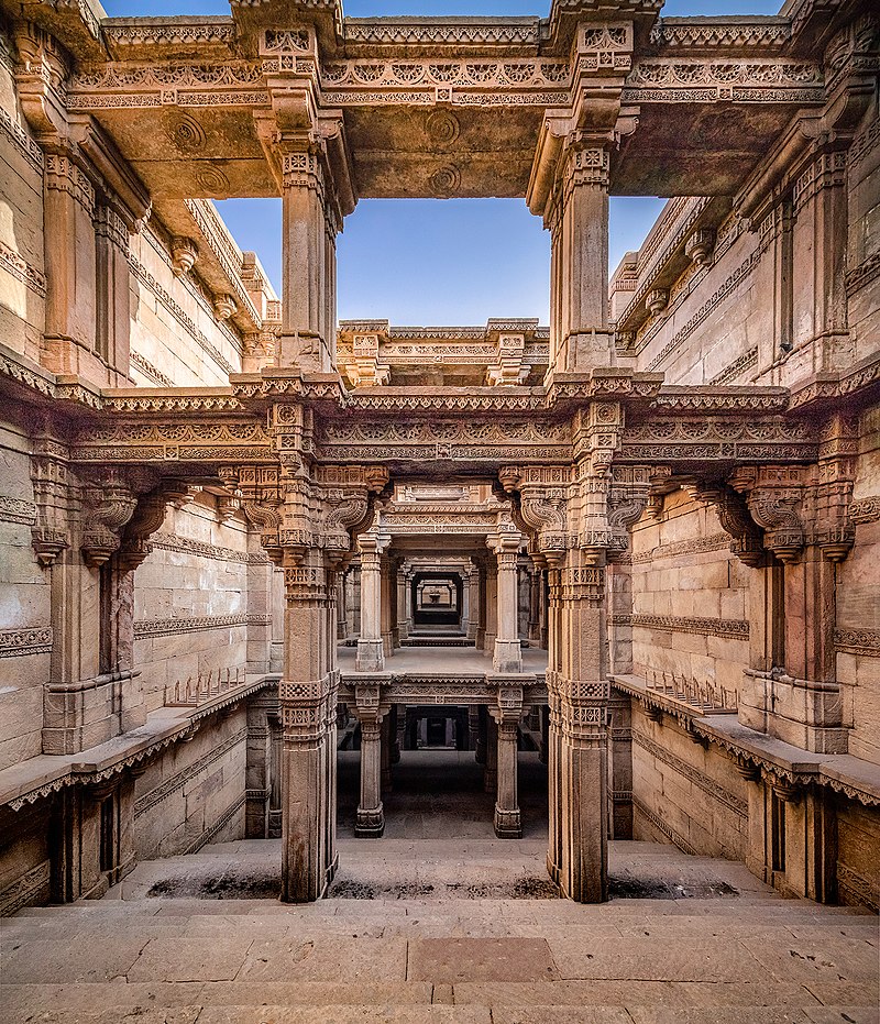 Baoris (India & Pakistan)These large, intricately designed stepwells serve as reservoirs of water during the dry season or droughts. The first ones were constructed in 200AD. Nearly 3,000 such structures exist with the largest extending nearly 30 meters (100ft) into the ground.