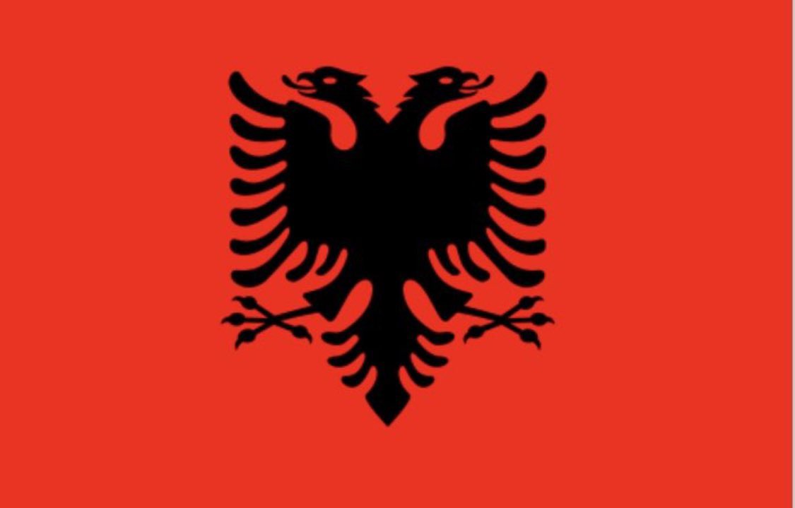 Menzy_v's tweet photo. The flag:                            The face: https://t.co/l0c37saaPB