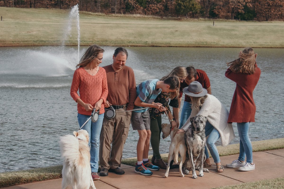 Rachel_Orr2's tweet photo. Idk who needs to hear this but don’t try taking family photos with three dogs. It will not go well 😅 https://t.co/1ysmuxG8My