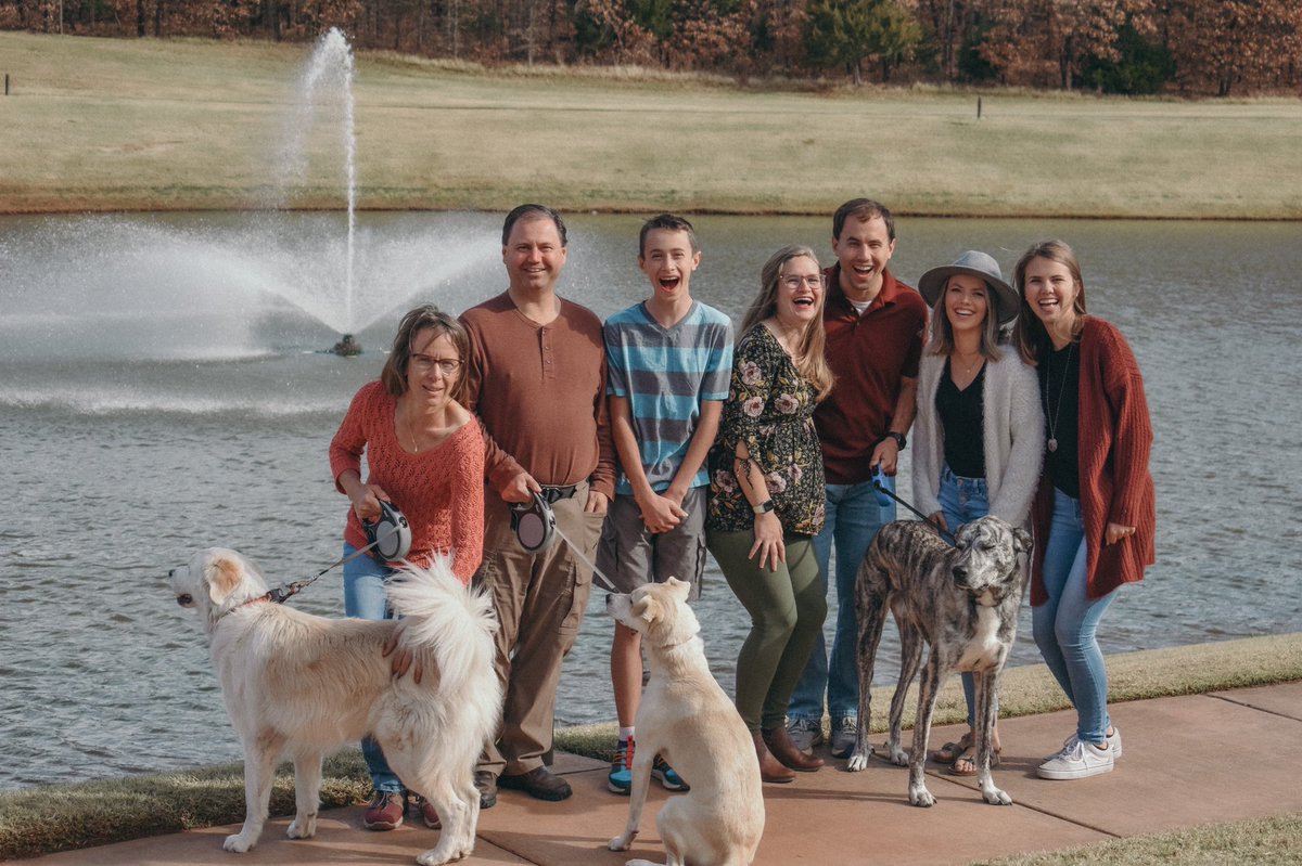 Rachel_Orr2's tweet photo. Idk who needs to hear this but don’t try taking family photos with three dogs. It will not go well 😅 https://t.co/1ysmuxG8My