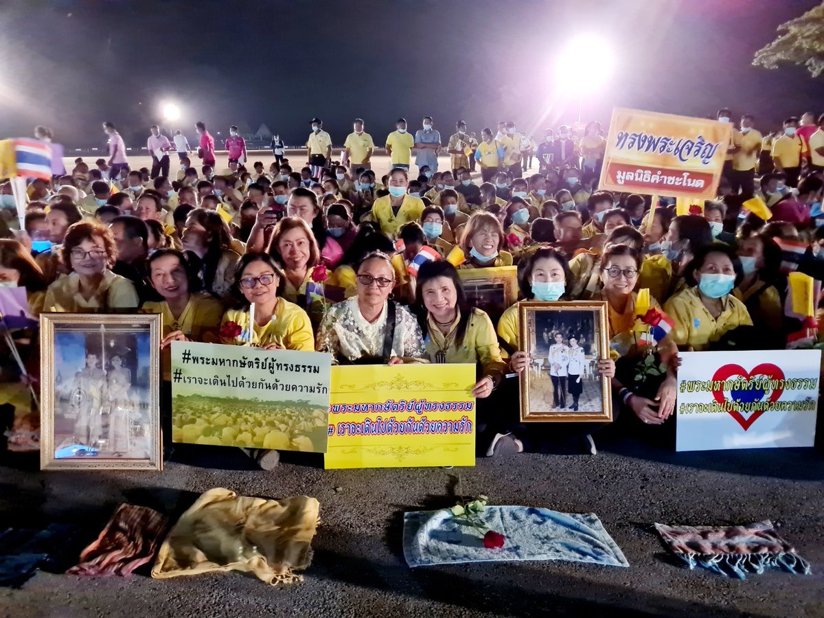 vooddee's tweet photo. #รักชาติรักพี่น้องร่วมชาติ https://t.co/JZhE6TsfKL