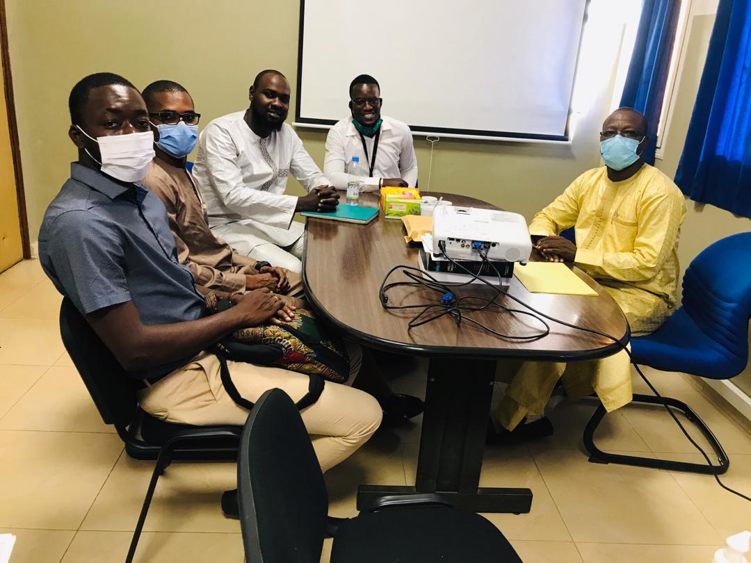 9th2021's tweet photo. Greetings from Mali 🇲🇱.
The RC, still in the process of organization of the 9th Symposia , met this Friday with the Director General of the National Health Laboratory (LNS) Pr Benoît Y Koumaré and the Director General of the Merieux Laboratory Pr Kouriba. https://t.co/XosjM7ceOq