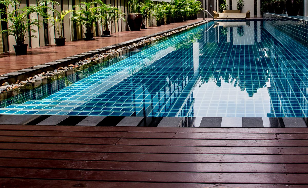 DeckingIpe's tweet photo. We have premium grade hardwood decking: " IPE, Cumaru, Peroba &amp; Garapa" from Bolivian &amp; Brazil; our warehouse in Miami, Florida. Email: UnbDecking@gmail.com, Phone: 305 887-1955. #HardwoodDecking #ipedecking #tropicalwood #decking #ipe #ipedeck #ipedecking #wooddecking #cumaru https://t.co/LDi9wJ9ZpB