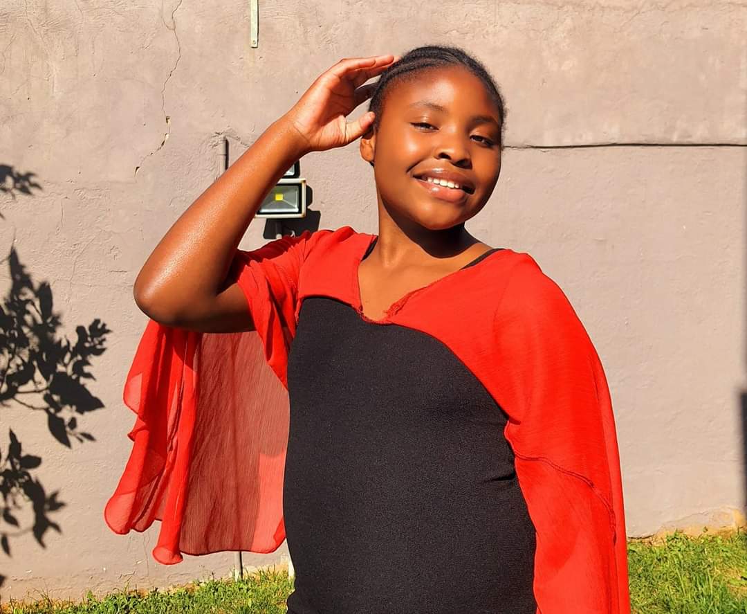 LNkamankeng's tweet photo. Hello  everyone please don't forget to vote. SMS "TSA MICH" to 40439.

 You can vote as many time as want.
Voting close on 5 December 2020 

Each SMS costs R2 and SMS bundles  do not apply. 

Thank you all in advance . 
Yours sincerely
Michelle Nkamankeng https://t.co/U9jiisWZbG