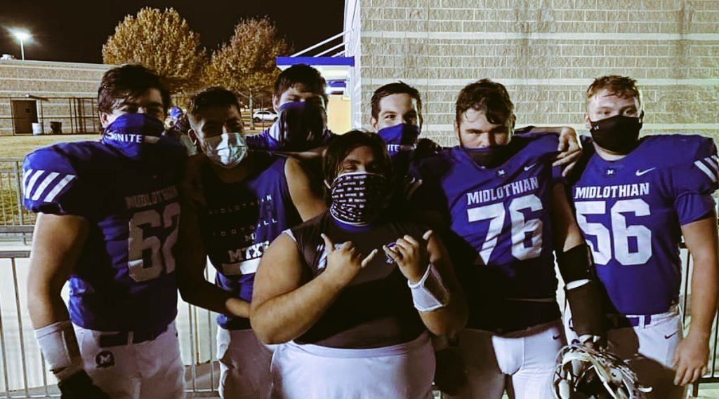 mhspantherradio's tweet photo. Where the Brisket hits the Blacktop!!! @MidloPanthers own #MidlOline!!!! https://t.co/EHrecGrUe8
