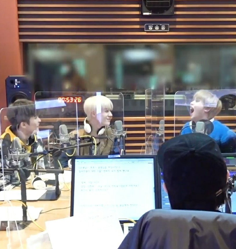 bbeerntty's tweet image. ขอเคลียร์ข่าวนะคะ ลูกชายยังไม่ได้เลิกกับแฟนค่ะ