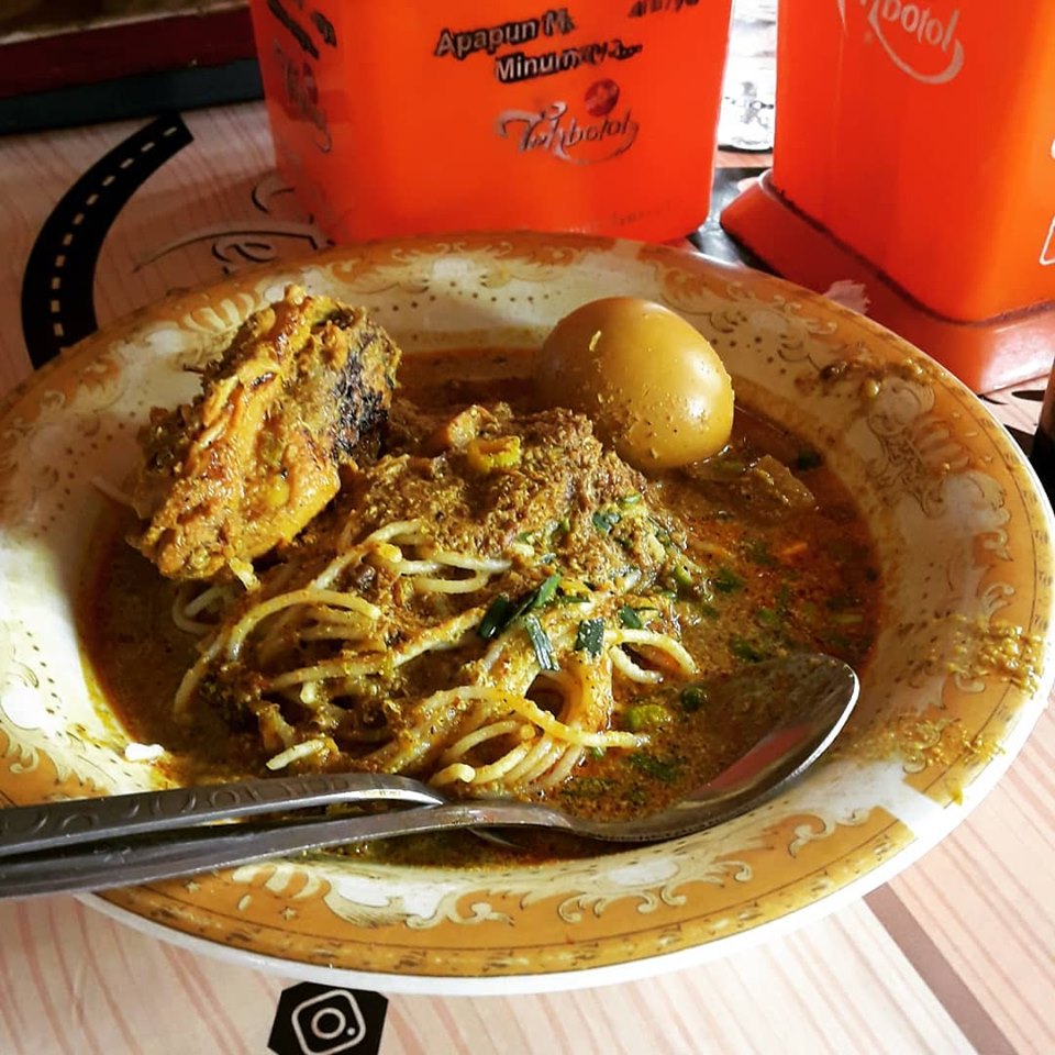 spy2adi's tweet photo. kaya laksa bogor #hhuurraa https://t.co/wT4bPvhzEV