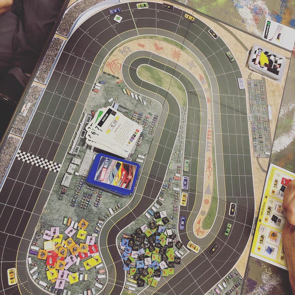 Catch2222Gaming's tweet photo. Speaking of #enginebuilding Thunder Alley was brutal...it kept getting worse hahaha 🤣 #boardgames #racing #thunderalley #rubbingisracing #zoom #vroomvroom #KyleCon https://t.co/Xxwb5MpNQi
