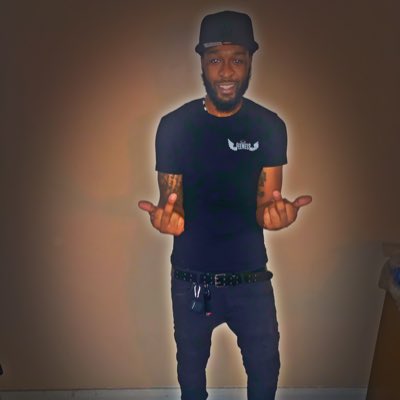 MILLZ_35's tweet photo. #NewProfilePic https://t.co/XopQd8j5ob