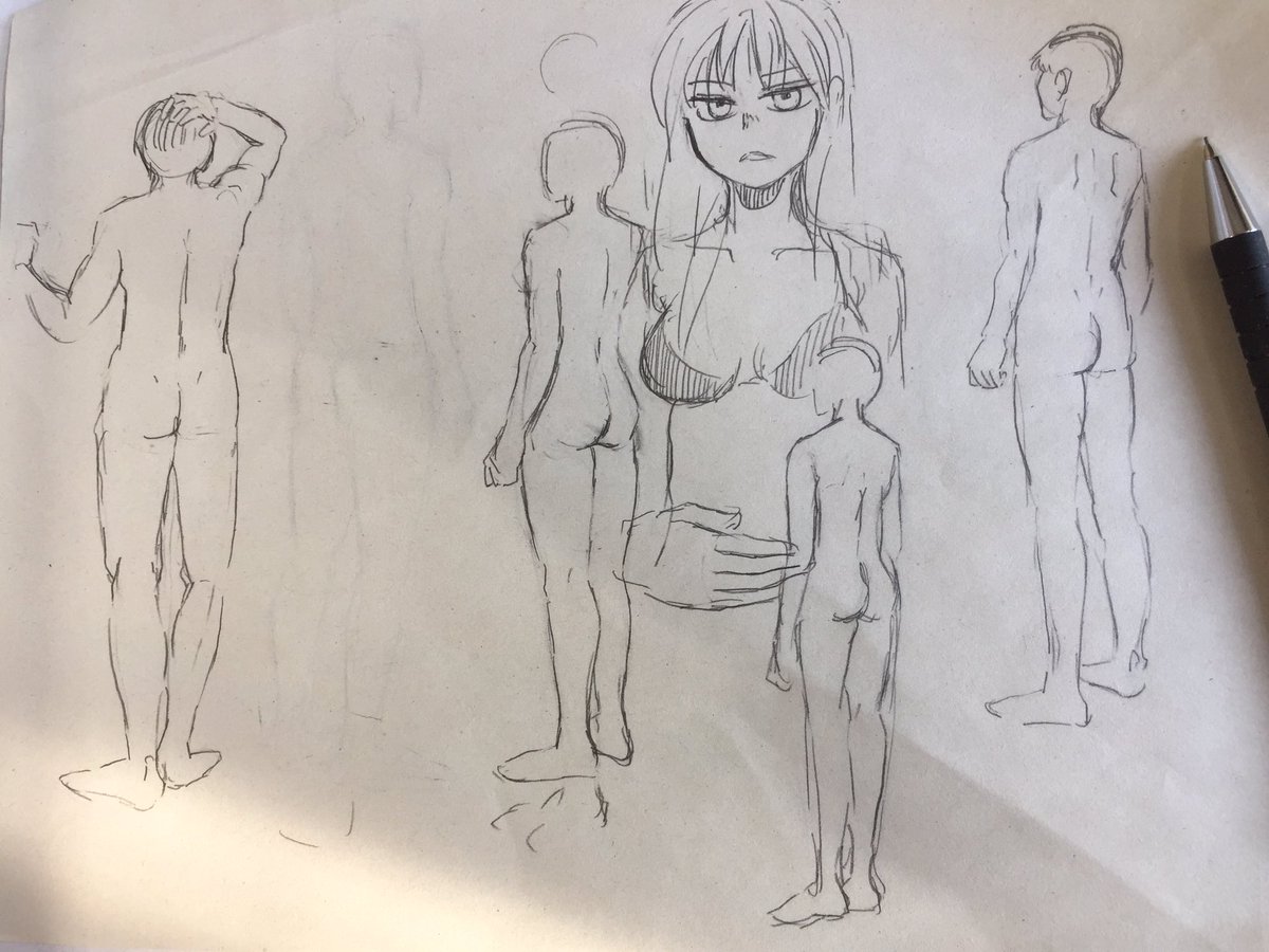デッサンと落書き。なんか背中ばかり描いてた 