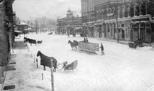 MichiganHist's tweet photo. Broadway St in Downtown Union City MI looking north during the winter - probably ca. 1900-15
https://t.co/zQz9Uy5TRk
#UnionCityMI #BranchCounty https://t.co/FlGPD8YsWO