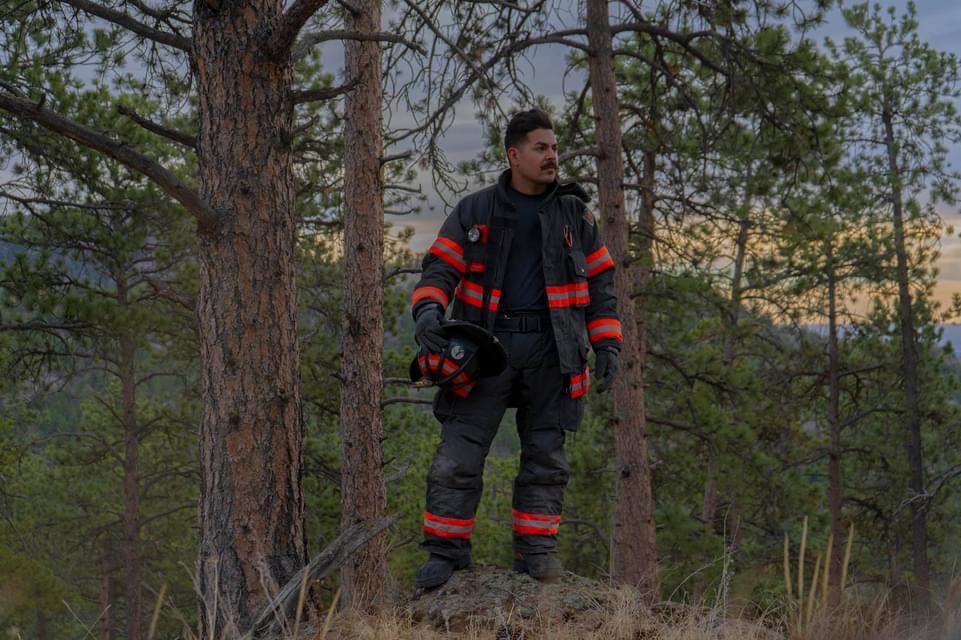 ElLokochonProd's tweet photo. On your road to success you will have many avenues to proceed down. Although, when faced with obstacles, by human nature that path becomes binary. You either fight through it or let the adversity stop you in your tracks. 👨🏽‍🚒⛰ https://t.co/eQ2ywj9mPm