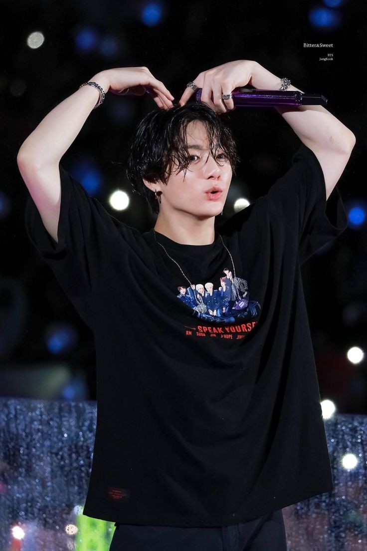 BTS_rapkookie's tweet photo. very adorable kookie 🥺💜 #JungKook #Kookie https://t.co/Jbq2vsVBSa