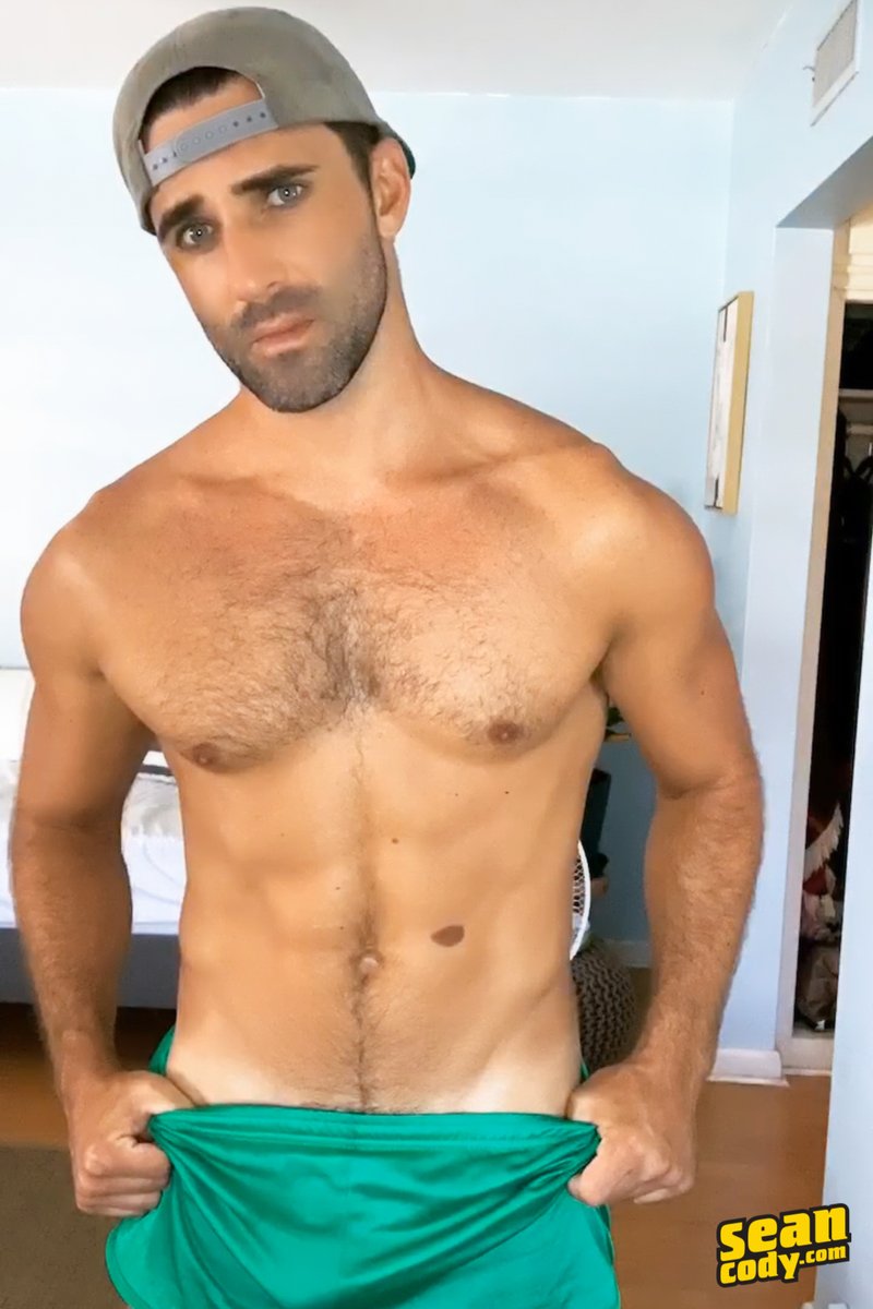 ExcellentMenXXX's tweet photo. Handsome Levi jerks off at @Sean_Cody_Com .  ♨  #hunks #HotGuys #SeanCody

click for nudes... https://t.co/aIB9s9W9UG https://t.co/tIClJWo9vI