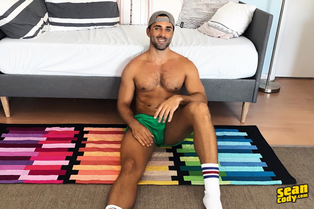 ExcellentMenXXX's tweet photo. Handsome Levi jerks off at @Sean_Cody_Com .  ♨  #hunks #HotGuys #SeanCody

click for nudes... https://t.co/aIB9s9W9UG https://t.co/tIClJWo9vI