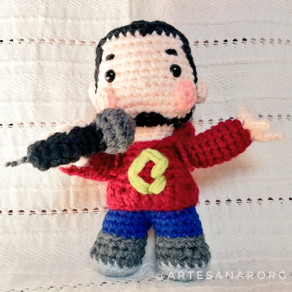 artesanarorg's tweet photo. 💚 Nos quitamos el miedo de mostrar esta figurita de amigurumi para @freddier de @platzi que algún día le quisiéramos entregar.
Todo un reto que demuestra que es mejor que #NuncaParesDeAprender
Comparte y síguenos en nuestras redes sociales. ✨
#freddier #PlatziBlackFriday https://t.co/1KfWq1LZ5t