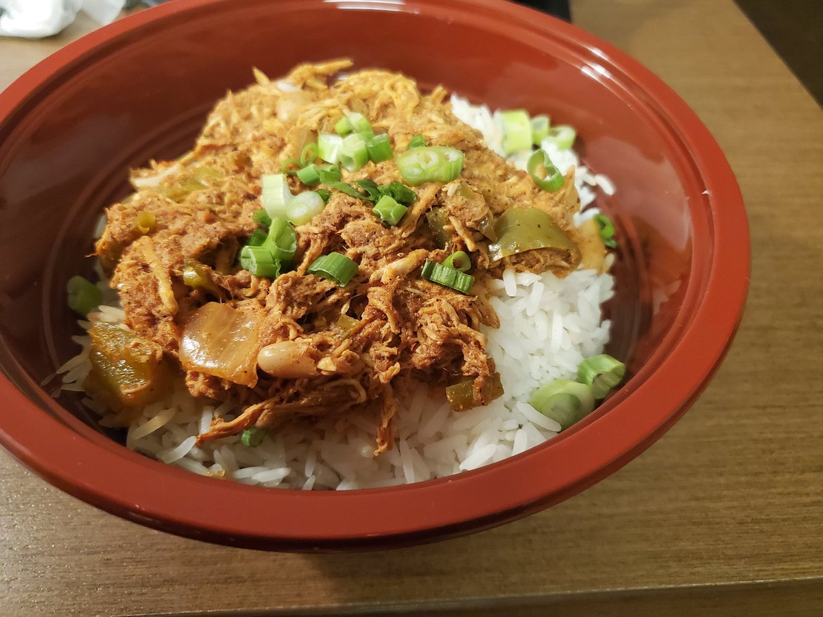 UFCが用意してくれるリカバリー食!
減量食も同じように用意してくれます!
夕飯はこれとうどん2,3玉!!と多分ご飯おかわり!笑 https://t.co/tjg9Jm5i7F