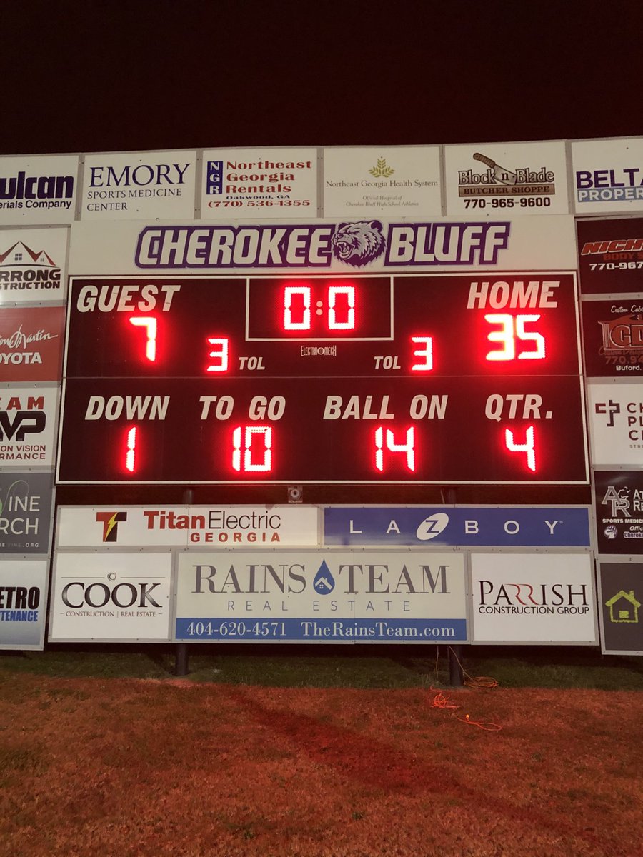 BluffCherokee's tweet photo. First football playoff game...first football playoff win! On to Round 2...GO BEARS! https://t.co/D2wlUqob73