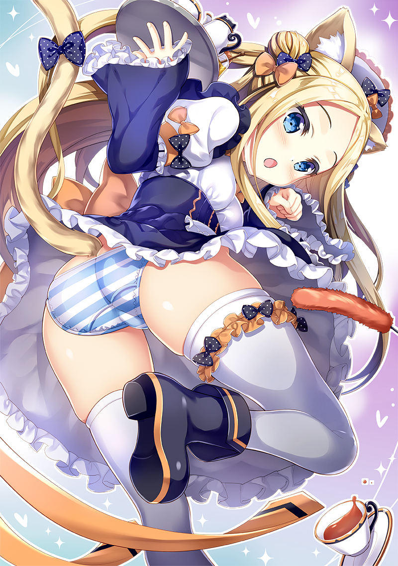 「絶対領域は正義だと思います(*'ω`*)
#いいニーハイの日 」|藤真拓哉のイラスト