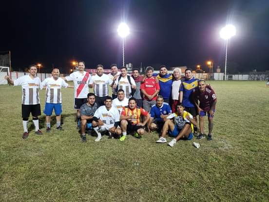 leomatch's tweet photo. "El fútbol y Los amigos en Margarita Belén" https://t.co/oGinDexVkC