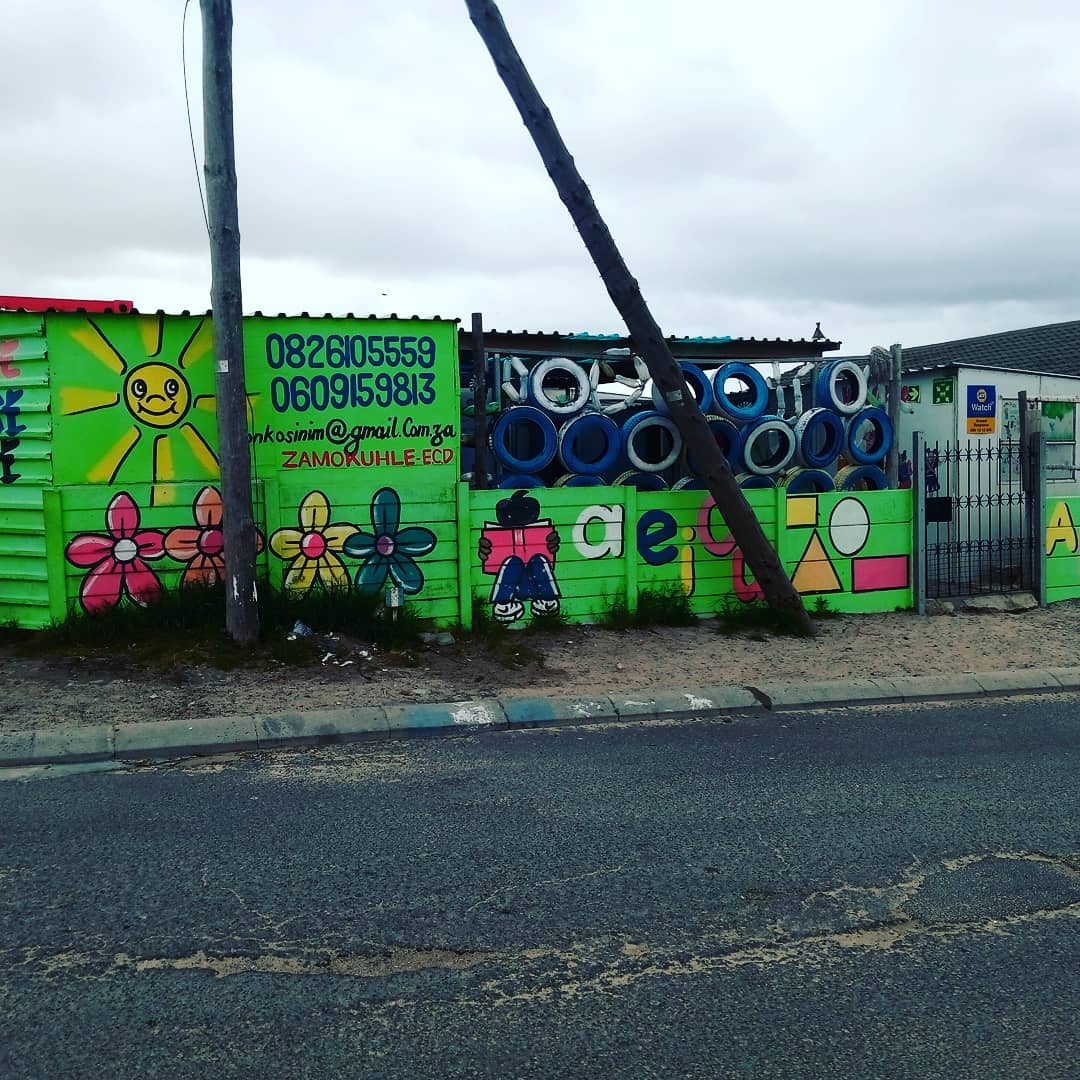 buhle_sithela's tweet photo. We invite Kids to join us today at 10:00am in Khayelitsha for #FilmChild .🌈🇿🇦📽️🍿🎪. @Ariff_festival 2020. 

#community #kids #animation #Vuma #Popup #educational #FilmForChange https://t.co/X5deLF6QgJ