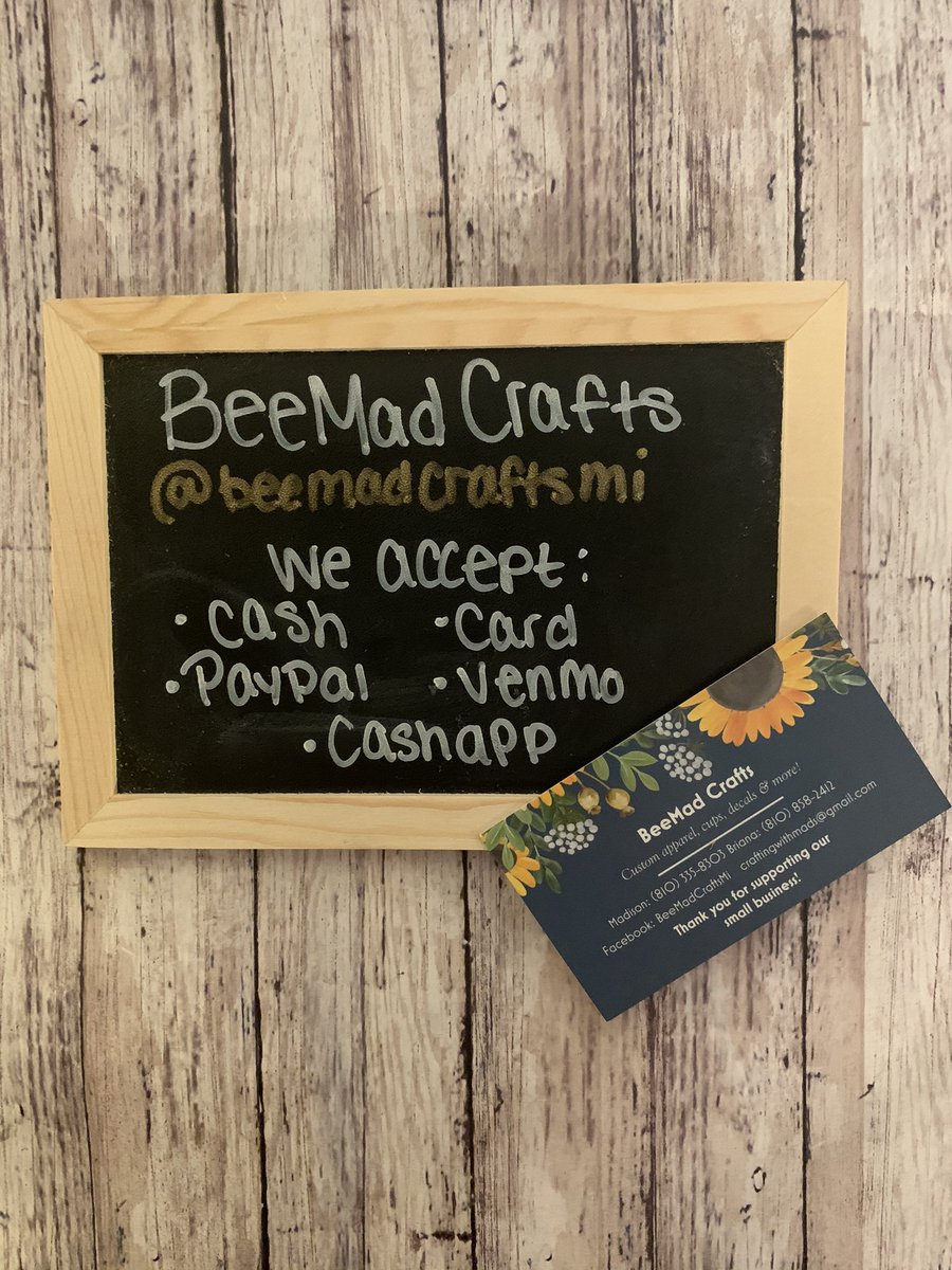 bravenewmads's tweet photo. If you all could go follow our craft page that would be really cool. @BeeMadCraftsMi ❤️ https://t.co/HLN5o7orrR