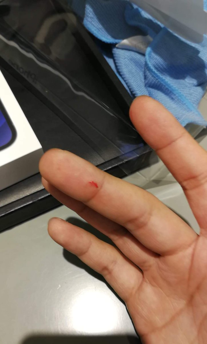 Iphone12 บาดจริงไม่มีตัวแสดงแทน