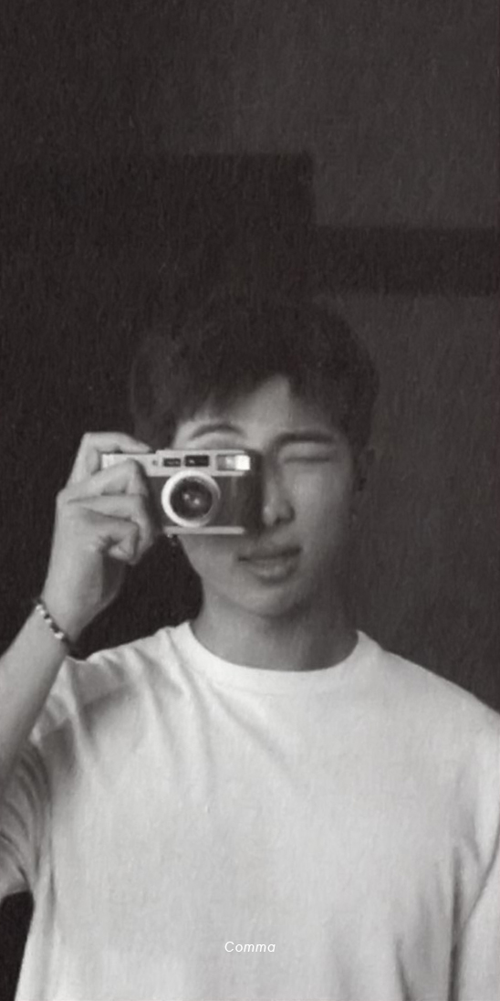 comma_bts's tweet photo. [scan] Album BE photo book 

#RM @BTS_twt https://t.co/epMoWlZDw0