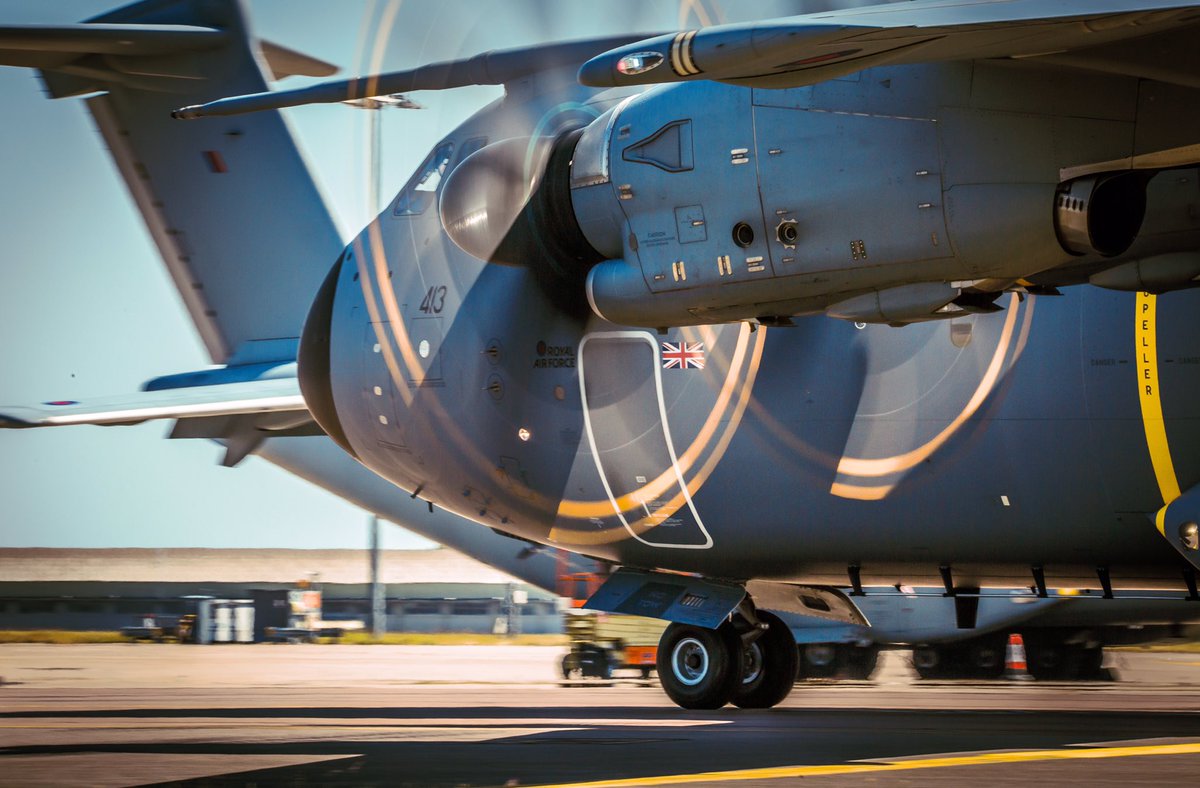 Today’s entries come from the  @RoyalAirForce Equip CategoryStarting with SAC Bullas of  @RAFAkrotiri and her shot of an  @AirbusDefence A400M on dispersals.  Sticking with the Atlas, here’s one captured by a JADTEU photog as it taxi’d through  @RAFBrizeNorton  (1/4)
