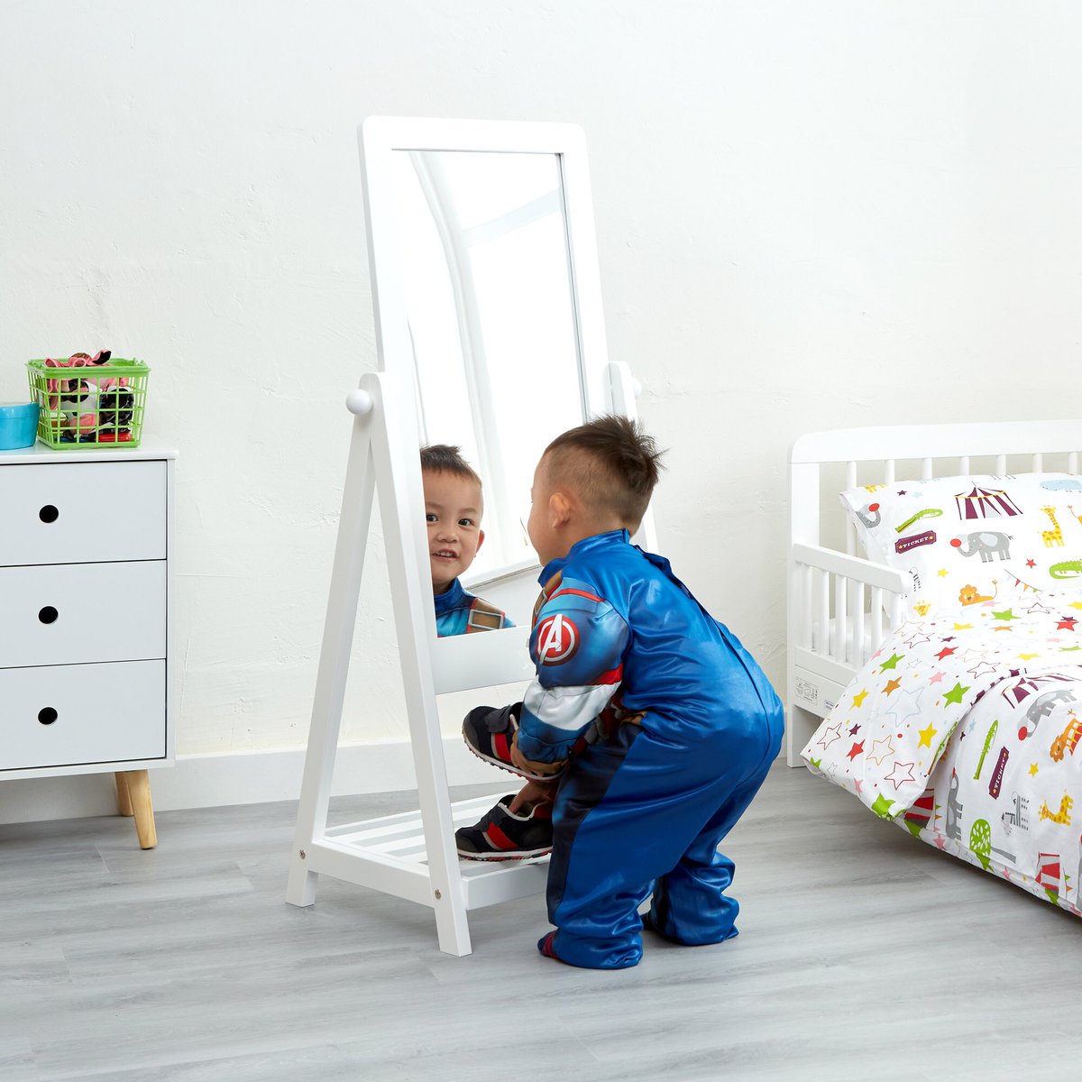We see you! 👀but have you seen our amazing products and prices on our website?! 😱

#libertyhousetoys #dressingmirror #childrenstoys #furniture #christmasgifts #interiordesign