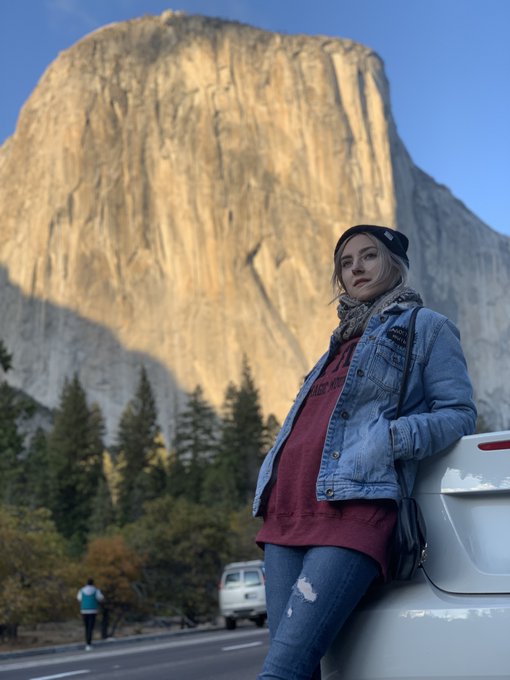 Guess who is back on Instagram 🥳  Follow me here https://t.co/gcwmkgJ7Bq and soon we will get 1 million