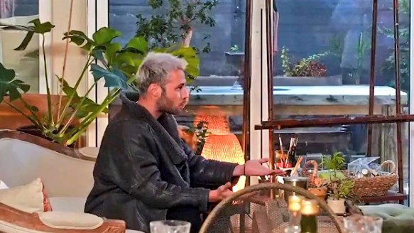 Merhaba kızlar 😀
Bu gün saat 18.00 "turkey"
Görüşürüz 😉
Yardım etmek istiyorsan😉 biz bugün burdayız, size de bekliyoruz 💪

OzanDolunay #OzanDolunay