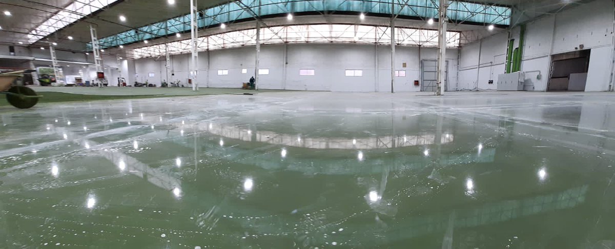 Kriscorti's tweet photo. 🟩✨Espectacular pavimento verde realizado por @Rinol_Esp 🇪🇸 con ▫️endurecedor color @RoclandFloor
▫️fibra #Dramix3D
▫️aditivo #LinkEVR
para Interval Pastics ♻️en Xirivella
#RINOL en Pavimentos Industriales N1 https://t.co/buq78MghzR https://t.co/AWlsGPXmvJ