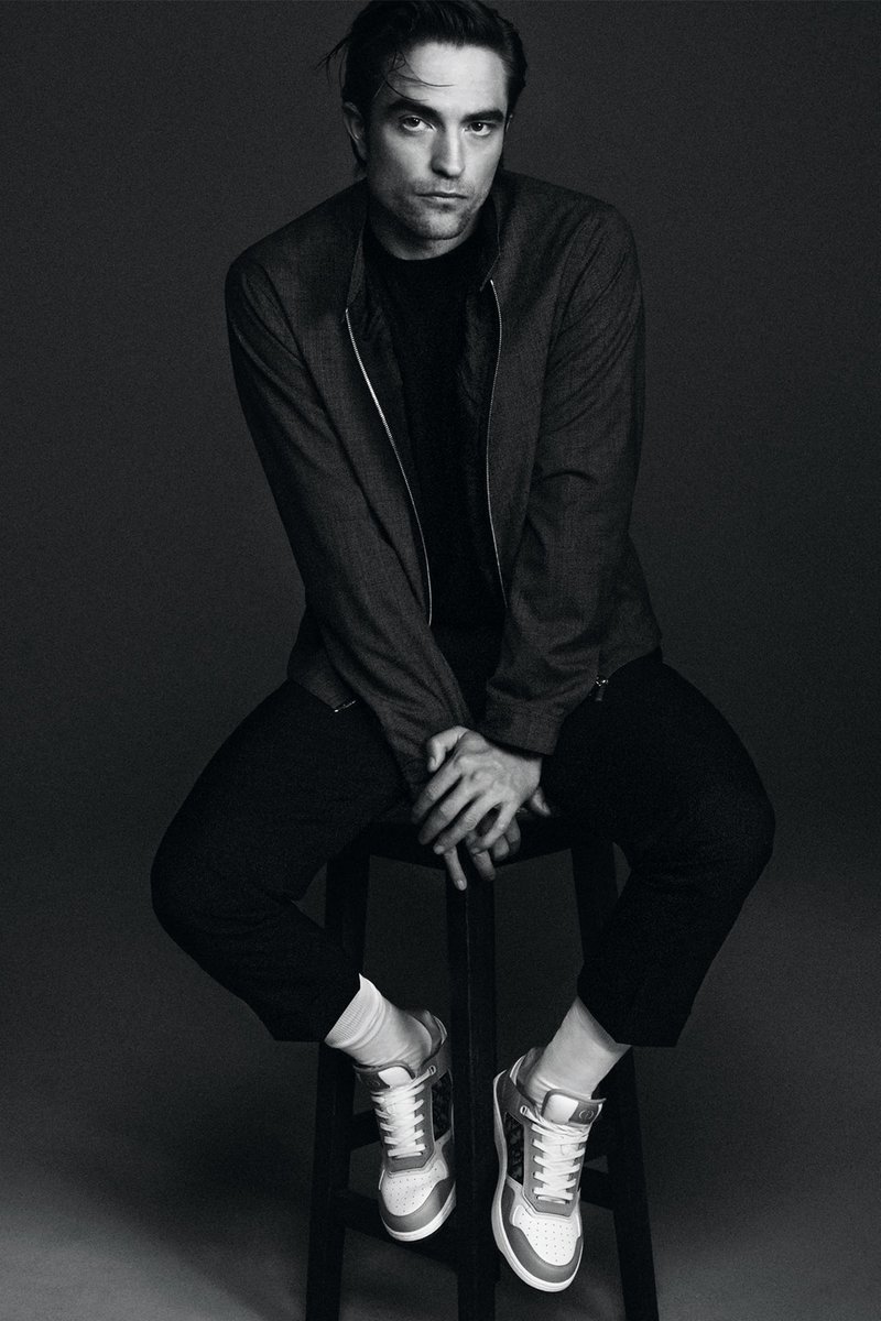 PattWorld's tweet photo. Nuevas fotos de Robert Pattinson para #DiorSpring21 colección de hombre de Kim Jones!
Gracias @rpattinsonfr
https://t.co/CiCdMZyLJK
https://t.co/vDyhUzxXlQ https://t.co/Pu1wPNyUwu