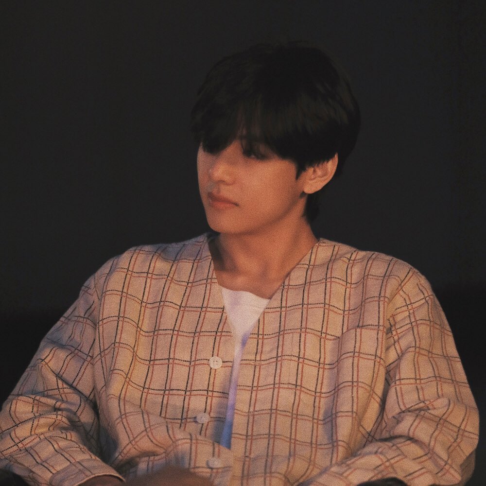 FIC BTS tweet media