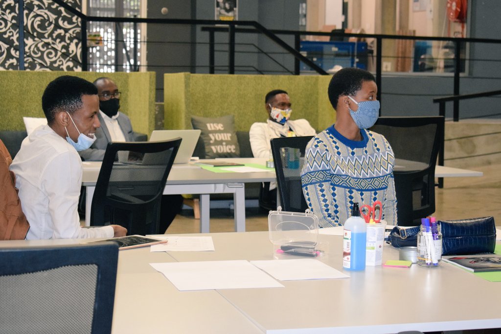 tmg_makerspace's tweet photo. Day 2 of the @TshimologongIT Pre -Startup Design Thinking Workshop facilitated by @miavzyl. These workshops are an opportunity to unpack, clarify, and polish digital innovation concepts/ products and services for those looking to build tech businesses. https://t.co/BpCfKkkZjc